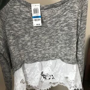 Sweater Grey with Lace bottom derail